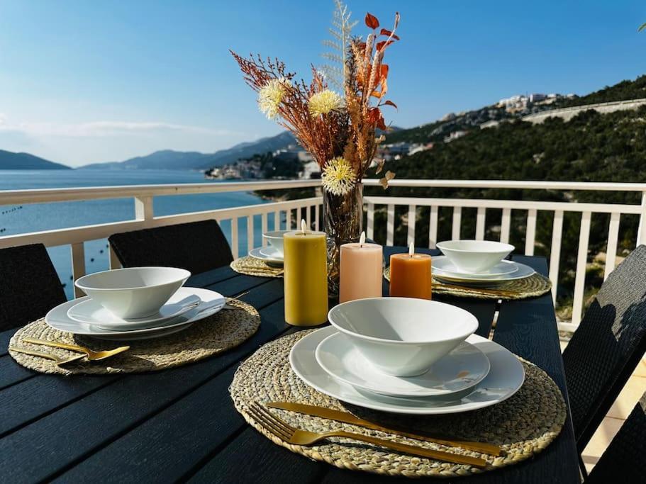Beautiful Fully Renovated Apartment By The Sea, Large Balcony With Enchanting Views Neum Kültér fotó