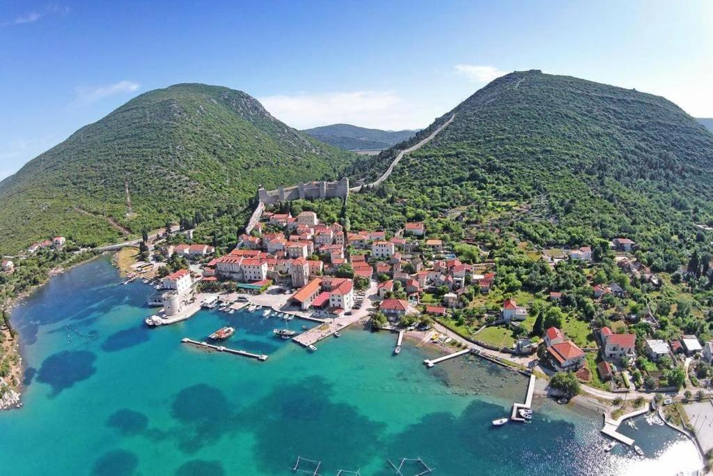 Beautiful Fully Renovated Apartment By The Sea, Large Balcony With Enchanting Views Neum Kültér fotó